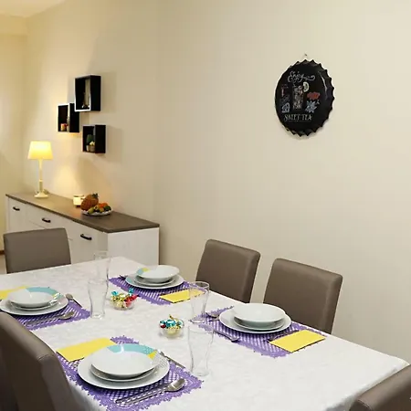 דירה 